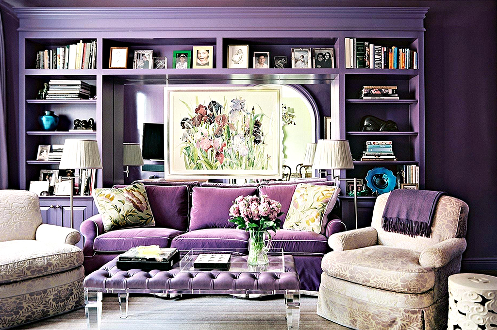 Гостиная в лиловом цвете Гостиная в лиловом цвете